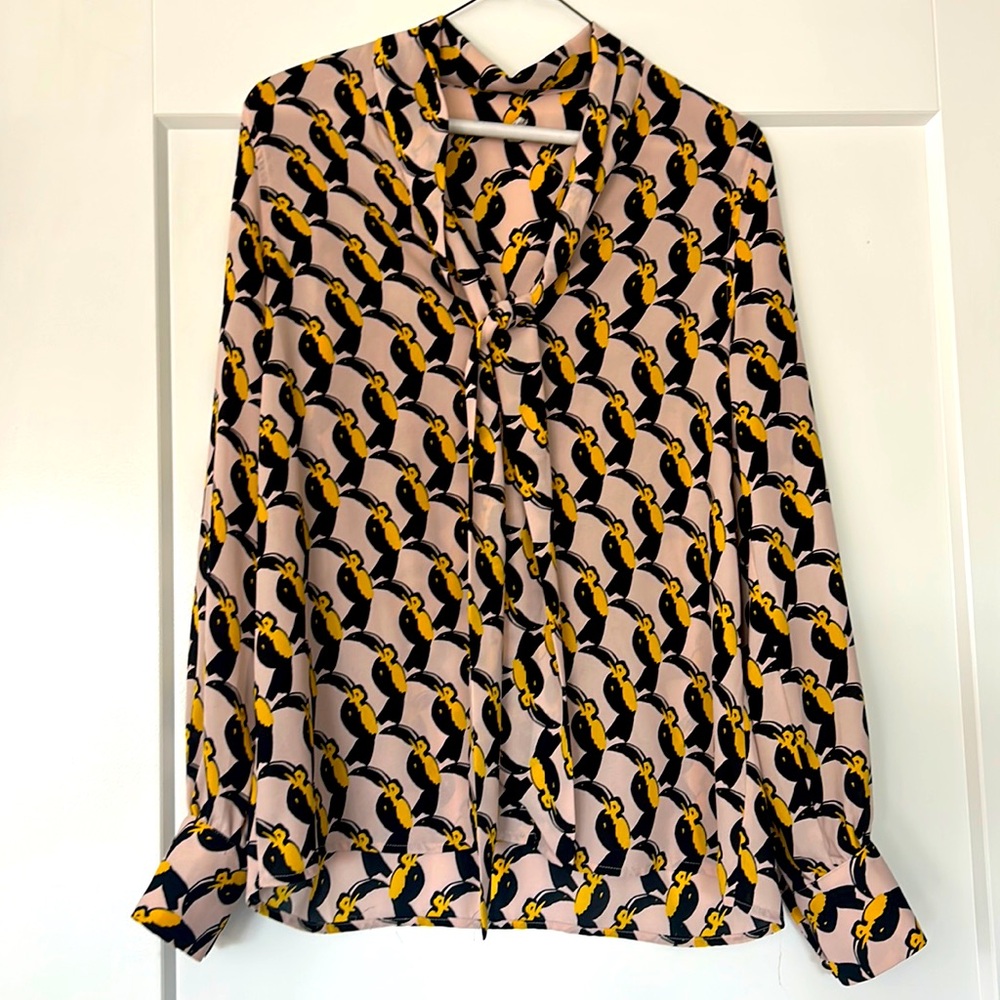 Avec les filles parrot print shirt